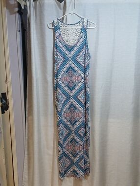 Crochet-Back Printed Maxi Dress in Teal and Pink